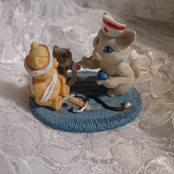 “Just A Spoonful” Copy Cats Hamilton Collection Figurine 1998 (Nurse Cat) - Picture 1 of 16